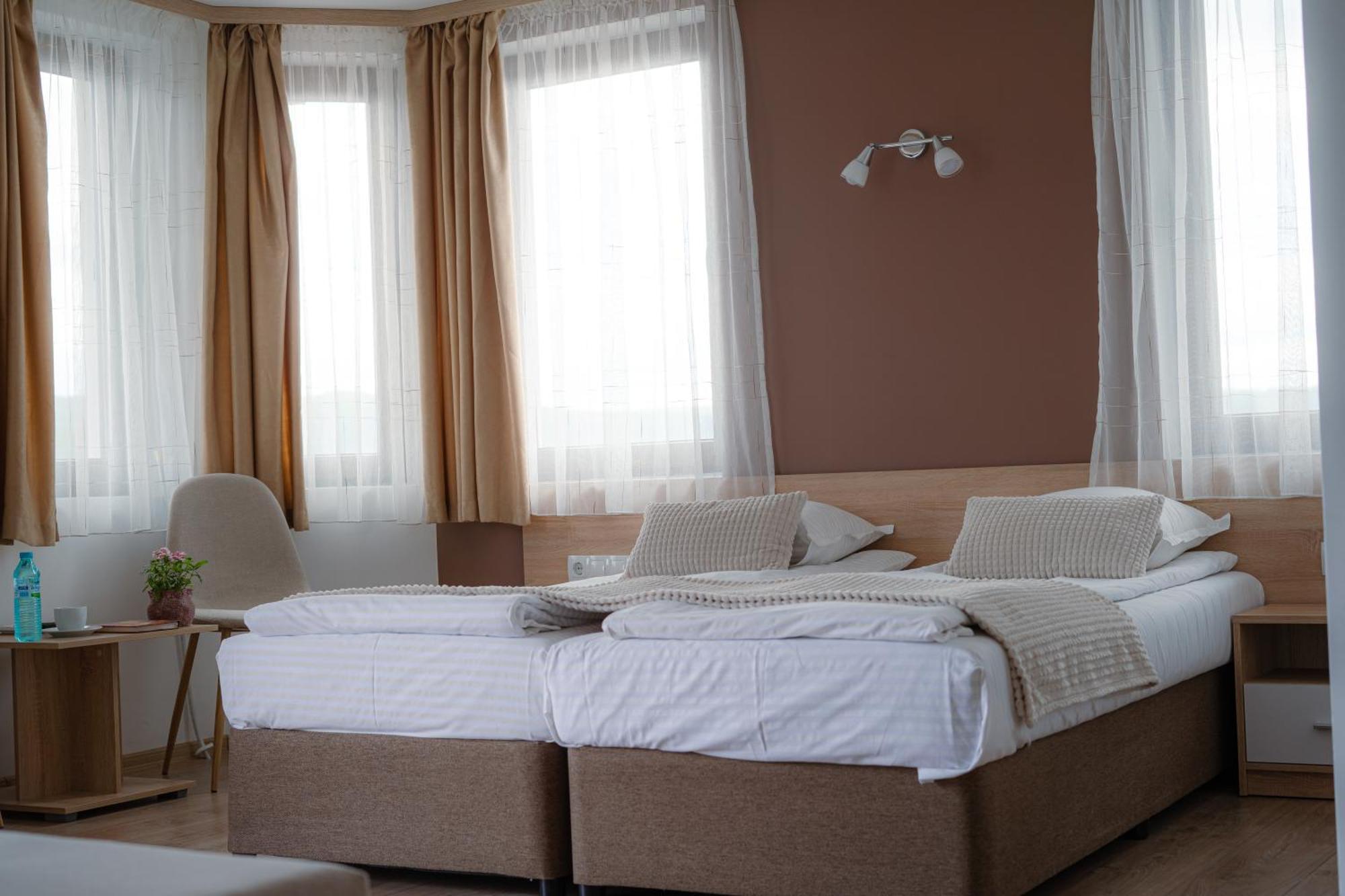 Hotel Slavianska dusha Veliko Tărnovo Exteriör bild