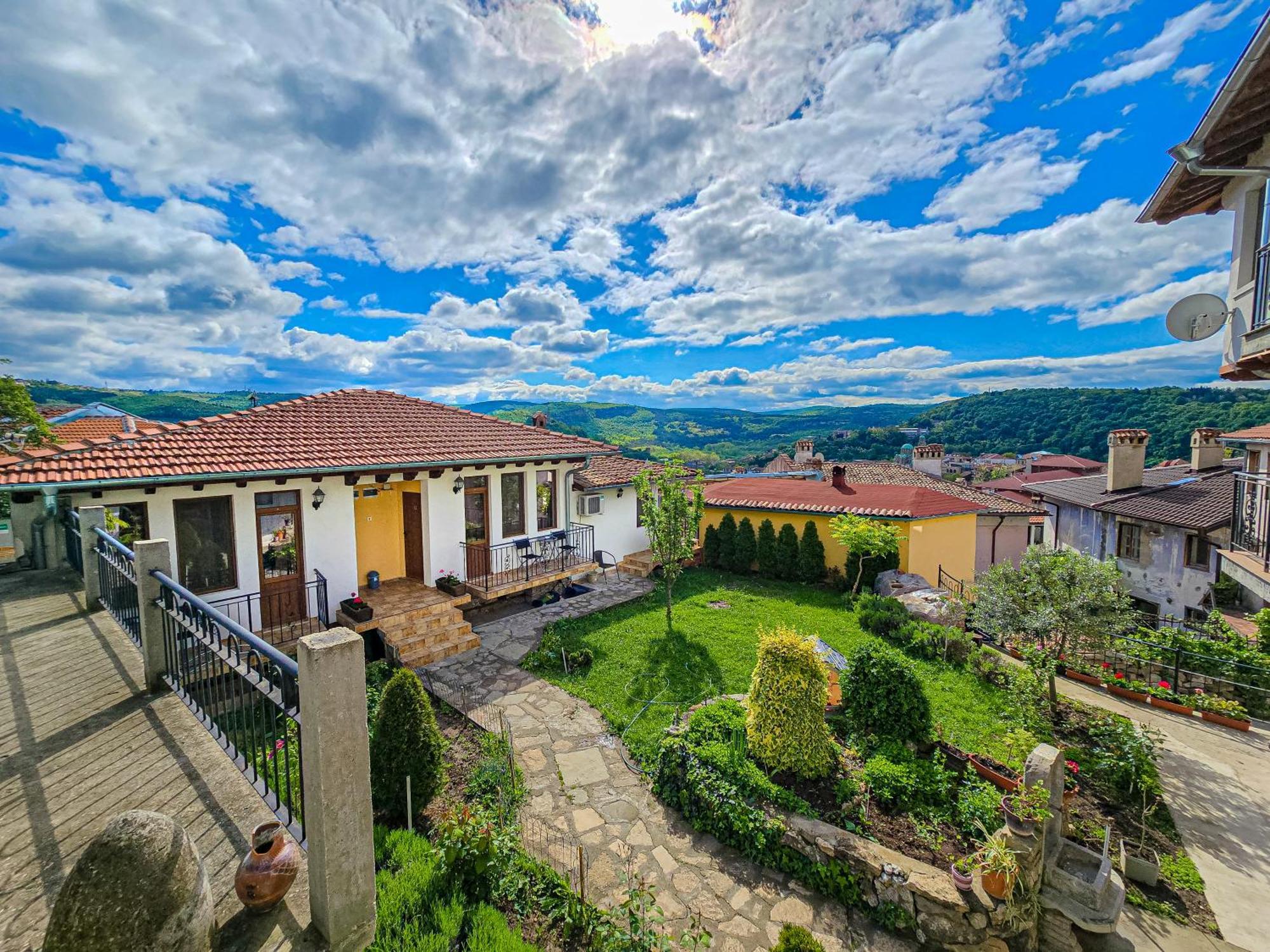 Hotel Slavianska dusha Veliko Tărnovo Exteriör bild